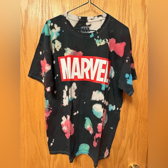 Lot of 4 Graphic Tee-shirts - Picture 2 of 9